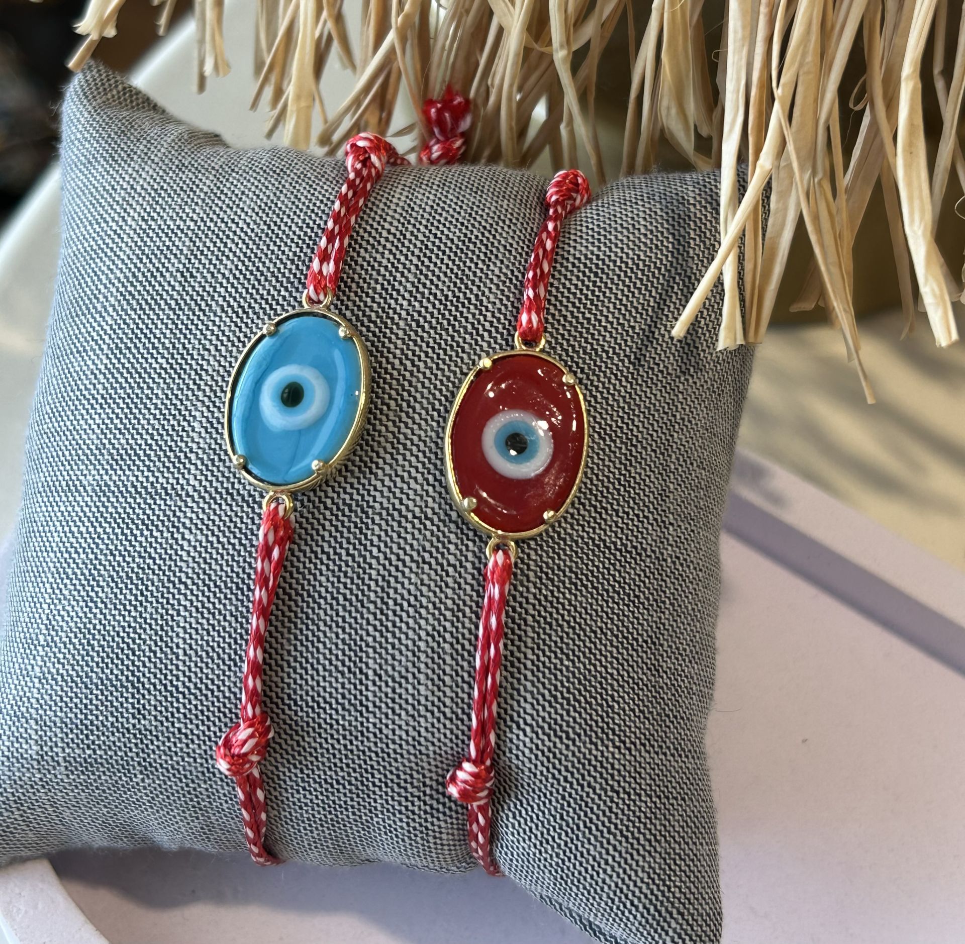 Gümüş Kırmızı İp Bileklik