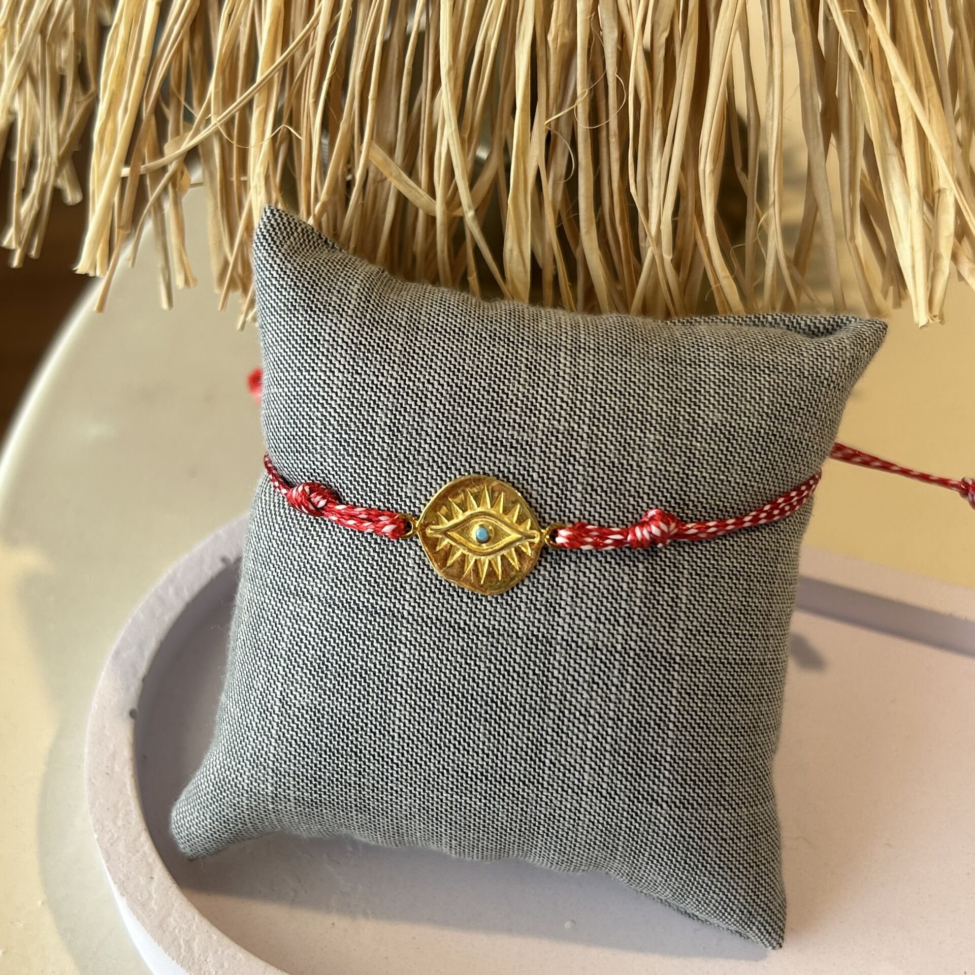 Gümüş Kırmızı İp Bileklik